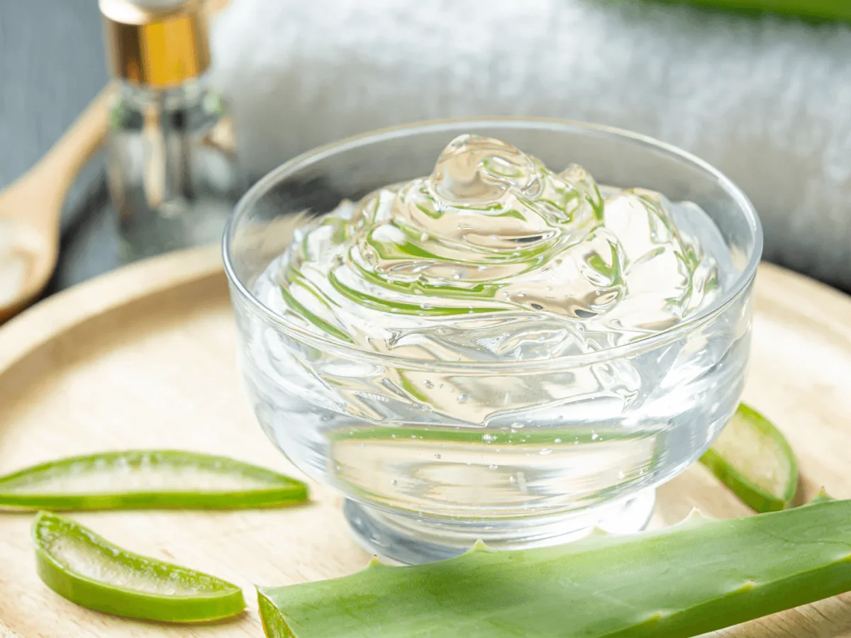 Blogs 7 10 Amazing Benefits of Aloe Vera Gel for Healthier Hair and Glowing Skin